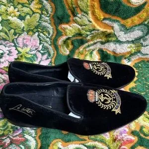Le Bottier velour loafers size 42 le Bottier | Shoes | Le Bottier Velour Loafers Size 42  main image 3